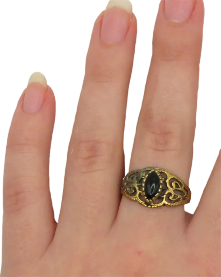 ornate-gold-onyx