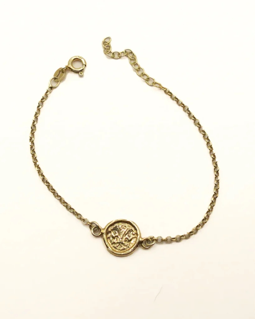 fleur-de-lis-bracelet