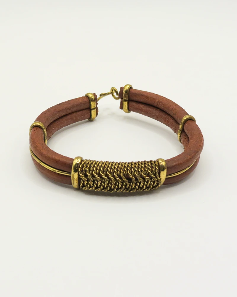 gold-leather-bangle