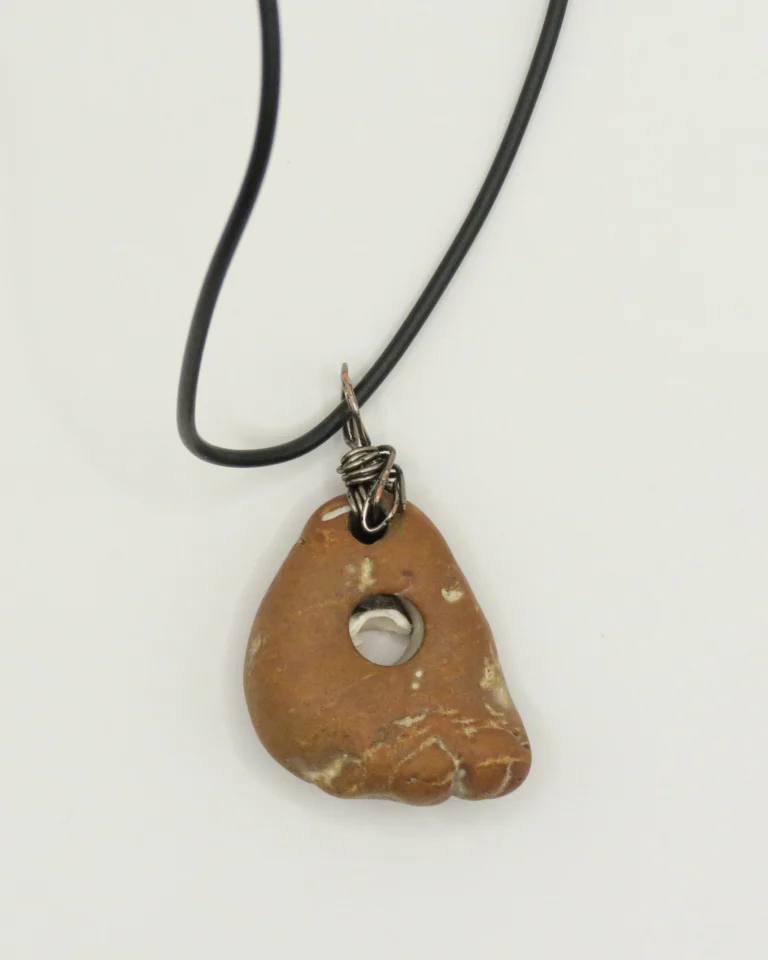 stone-necklace