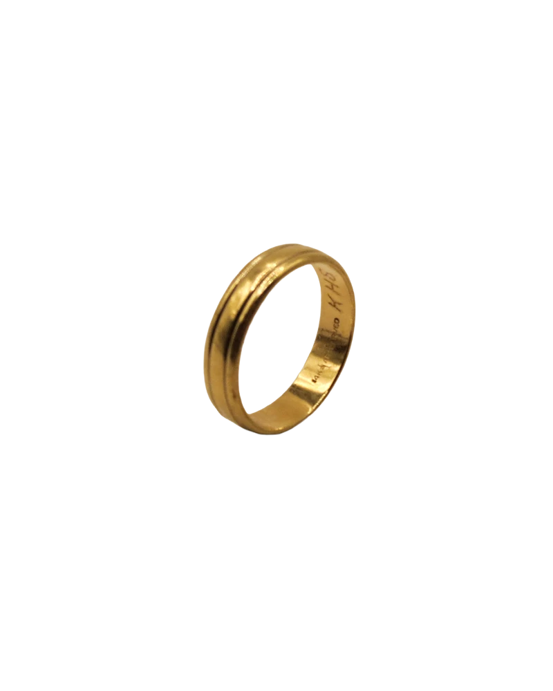 gold-engraved-band